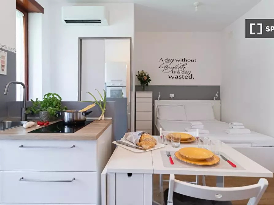 Immagine 5 di Ufficio in affitto  in Via Bergamo a Milano