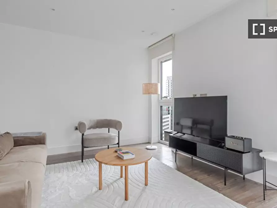 Immagine 1 di Appartamento in affitto  in New Drum St a Poplar