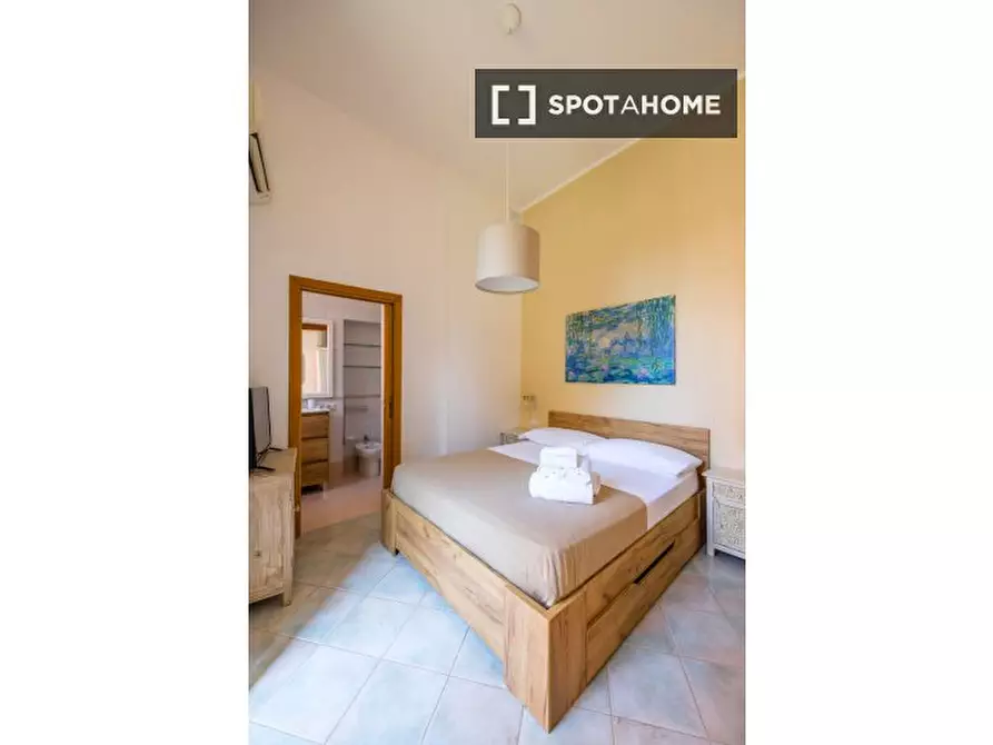 Immagine 4 di Appartamento in affitto  in Vico del Vasto a Chiaia a Napoli