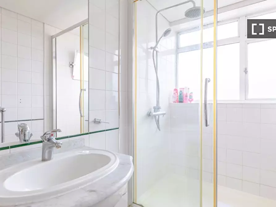 Immagine 15 di Appartamento in affitto  in Lupus St a 