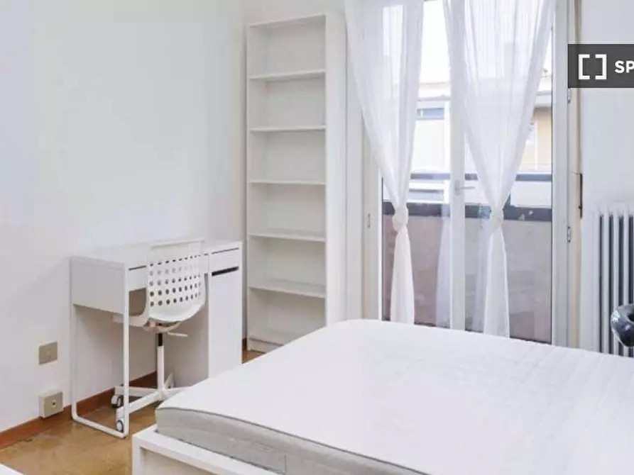 Immagine 5 di Camera condivisa in affitto  in Via Luca Ghini a Milano