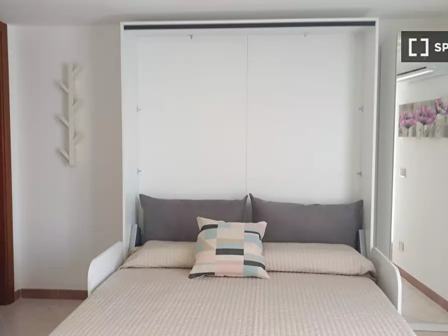 Immagine 14 di Appartamento in affitto  in Via Alberico Gentili a Roma