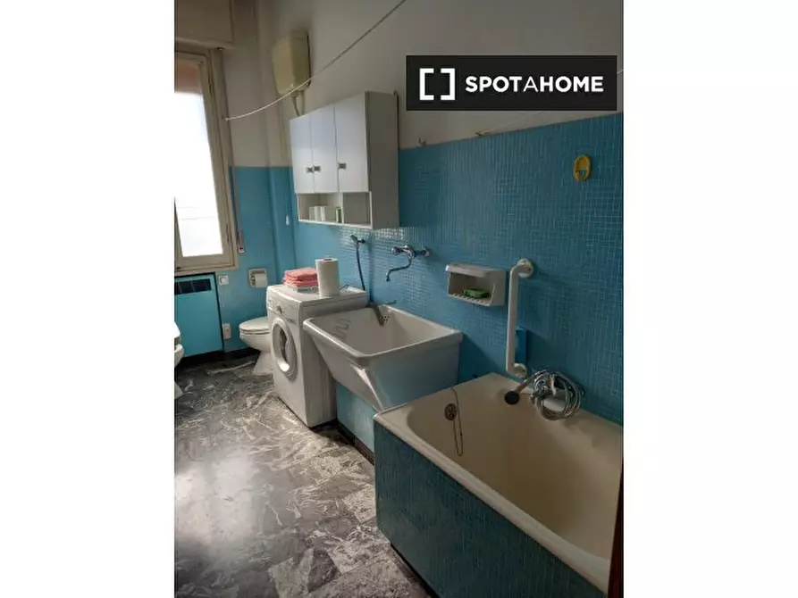 Immagine 11 di Camera condivisa in affitto  in Piazza S. Francesco a Bologna