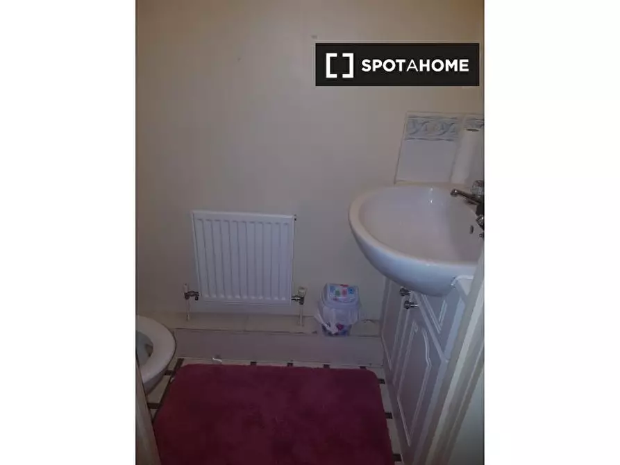Immagine 19 di Camera condivisa in affitto  in Tollgate Dr a Hillingdon