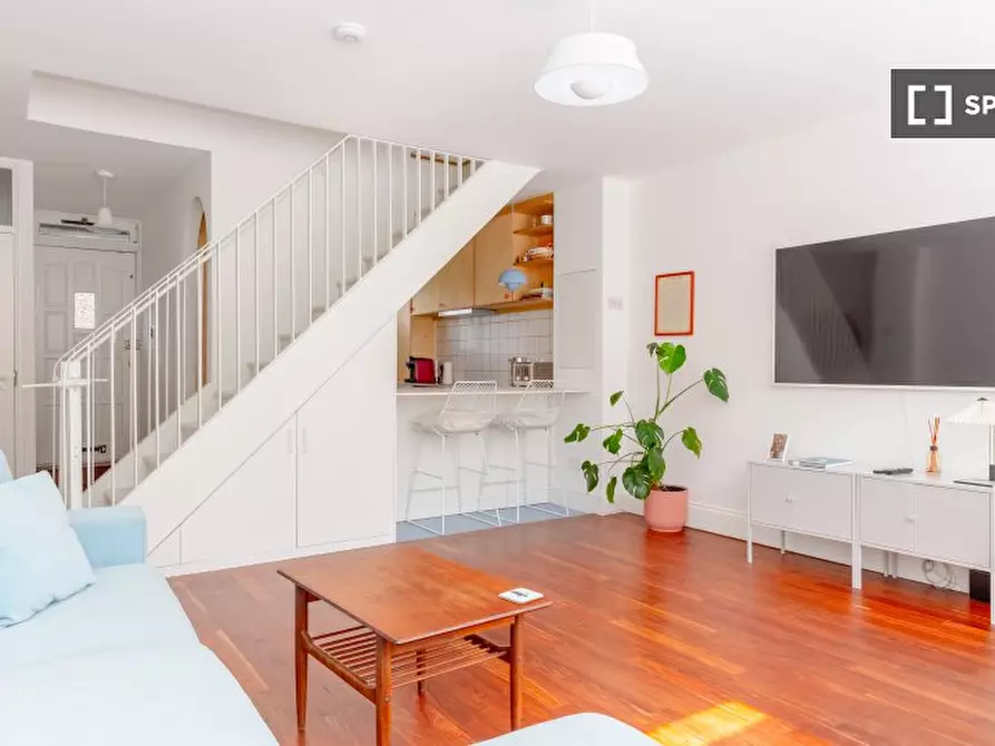 Immagine 13 di Appartamento in affitto  in Crondall Ct a Islington