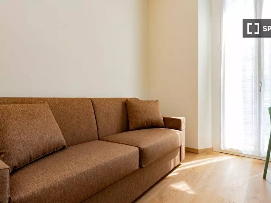 Immagine 2 di Ufficio in affitto  in Viale Abruzzi a Milano