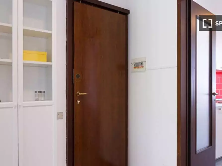 Immagine 19 di Camera condivisa in affitto  in Via Renato Serra a Milano