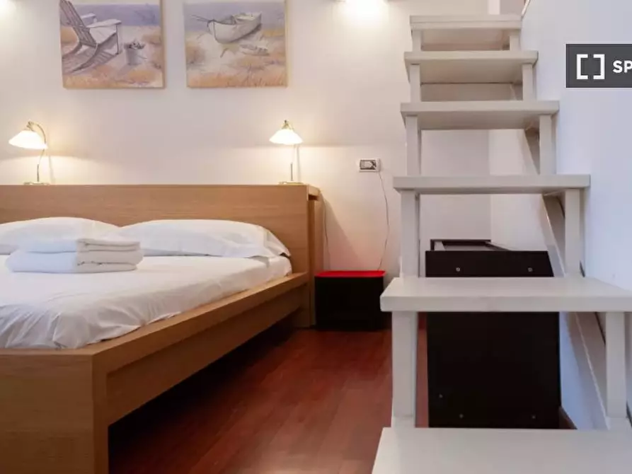 Immagine 3 di Appartamento in affitto  in Via Francesco Londonio a Milano