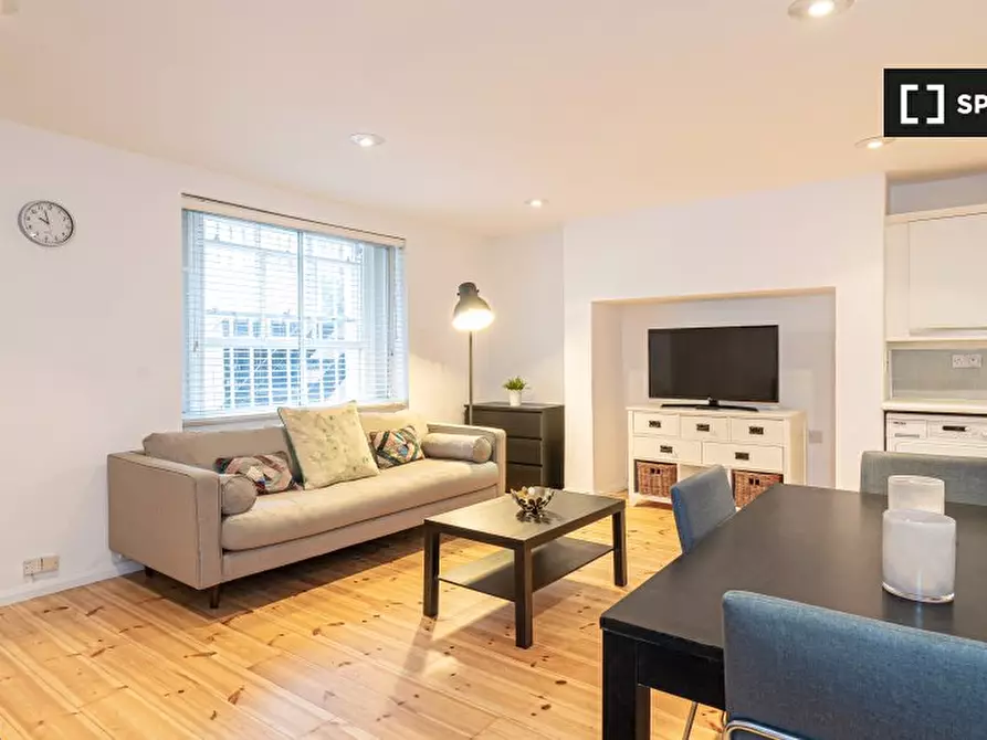 Immagine 3 di Appartamento in affitto  in Kent Terrace a Camden Town