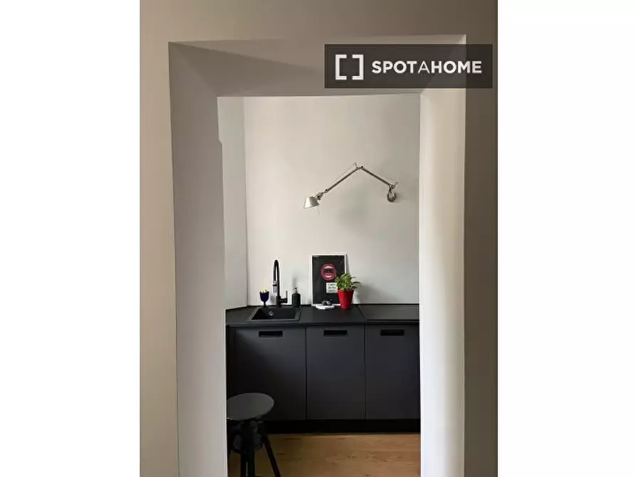 Immagine 6 di Appartamento in affitto  in Piazza Testaccio a Roma