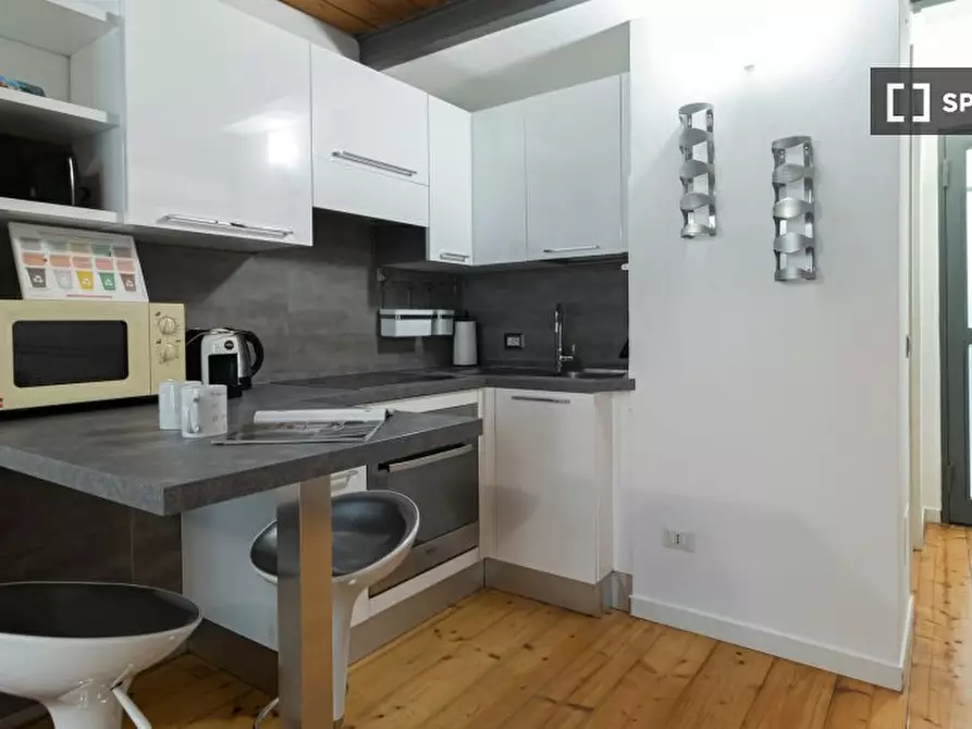 Immagine 13 di Appartamento in affitto  in Via Spezia a Milano