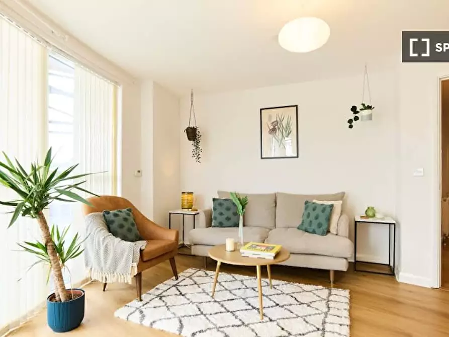 Immagine 7 di Appartamento in affitto  in Queensland Road a Islington
