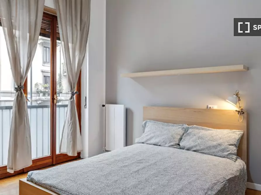 Immagine 4 di Camera condivisa in affitto  in Via Curtatone a Milano