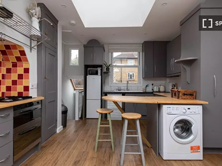 Immagine 2 di Appartamento in affitto  in Harbord St a Hammersmith