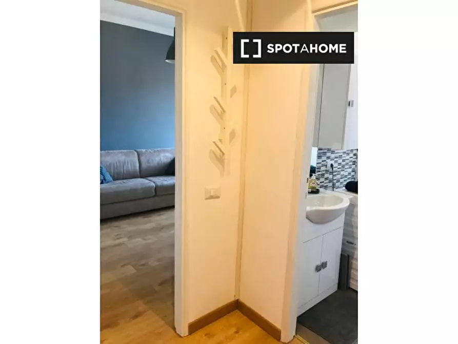 Immagine 10 di Ufficio in affitto  in Via Sebino a Milano