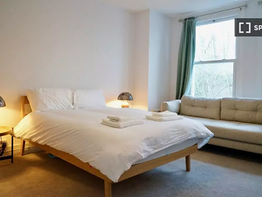 Immagine 1 di Appartamento in affitto  in flat a Tottenham