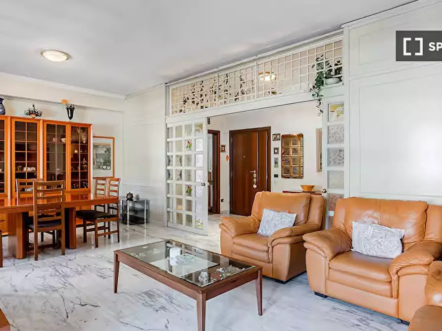 Immagine 11 di Appartamento in affitto  in Via Vincenzo Ussani a Roma