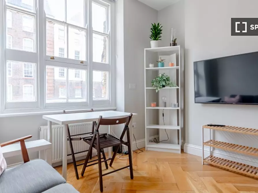 Immagine 5 di Appartamento in affitto  in Flat Cavendish Mansions a Islington