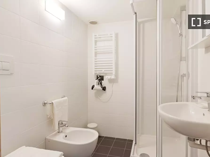 Immagine 9 di Ufficio in affitto  in Corso Magenta a Milano