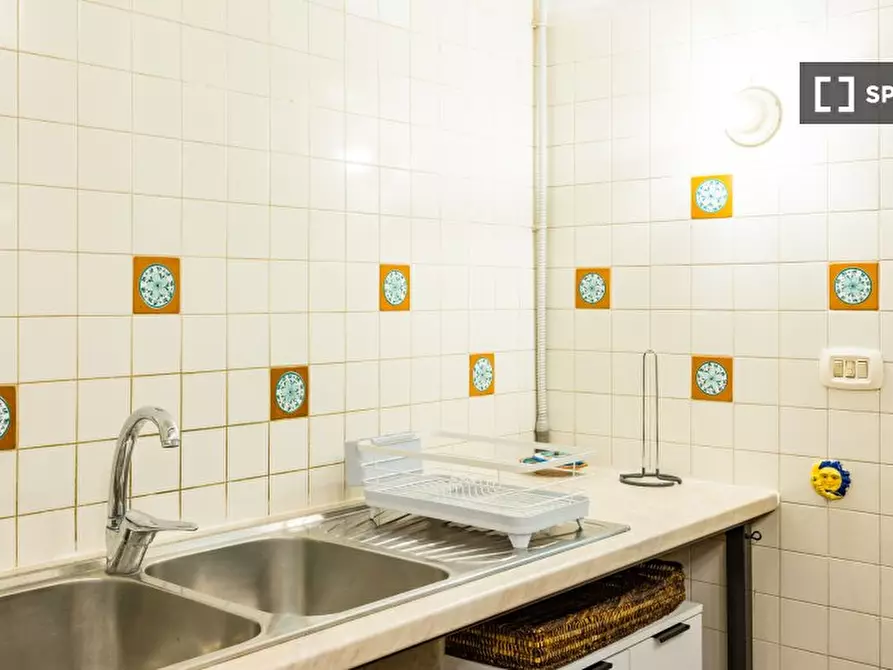 Immagine 12 di Appartamento in affitto  in Vico Santa Teresella Degli Spagnoli a Napoli