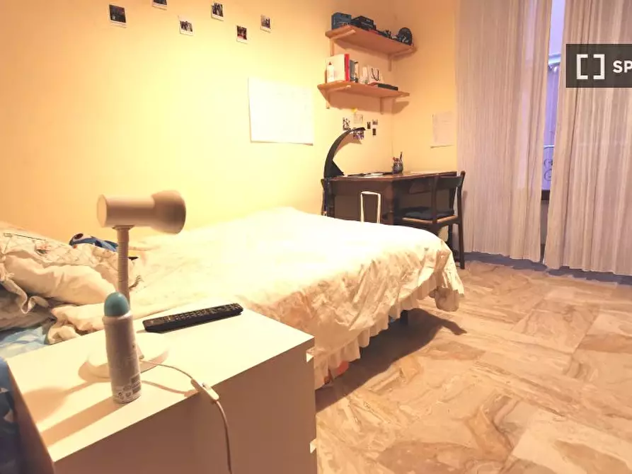 Immagine 2 di Camera condivisa in affitto  in Via Mecenate a Roma