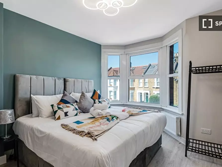 Immagine 16 di Appartamento in affitto  in flat a a Tottenham