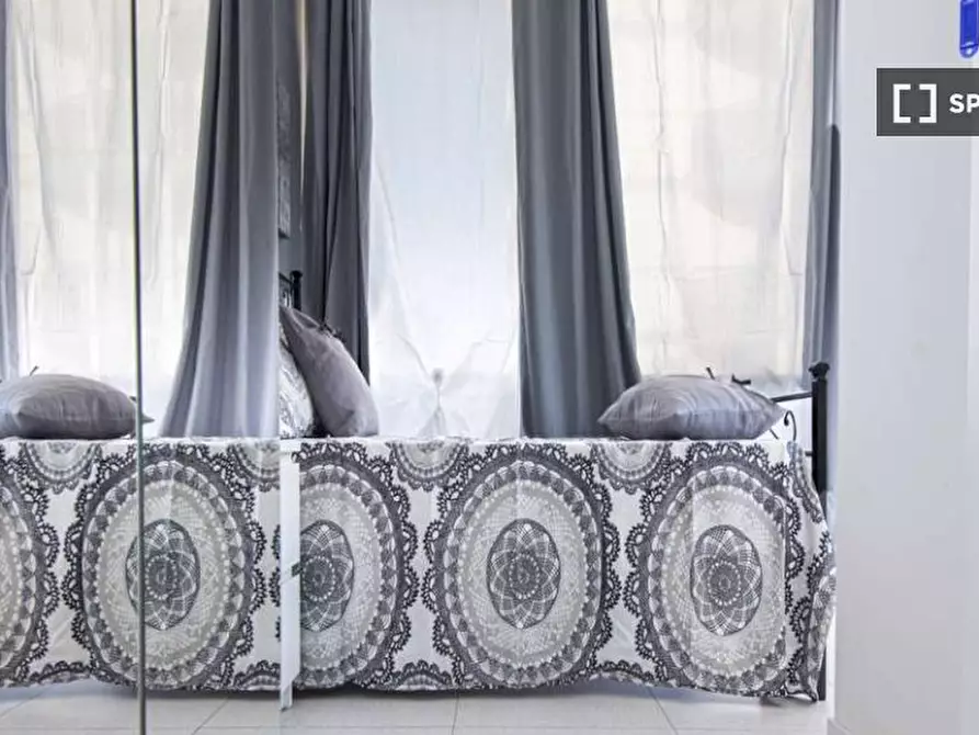 Immagine 4 di Camera condivisa in affitto  in Via Carlo Imbonati a Milano