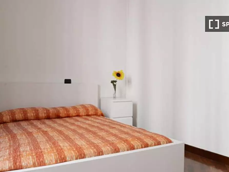 Immagine 2 di Camera condivisa in affitto  in Via  Angelo Mauri a Milano