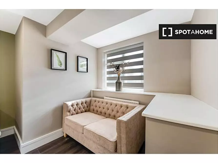 Immagine 13 di Ufficio in affitto  in Flat 25 High Rd a Tottenham