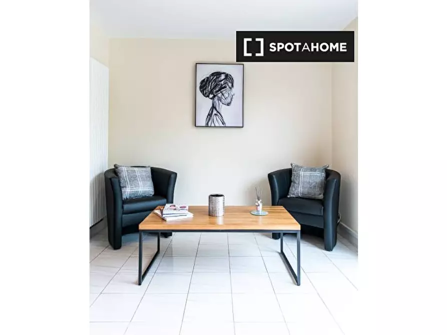 Immagine 12 di Appartamento in affitto  in Gunton Rd a Hackney