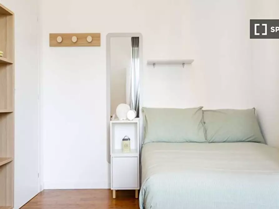 Immagine 3 di Camera condivisa in affitto  in Via Carmagnola a Milano