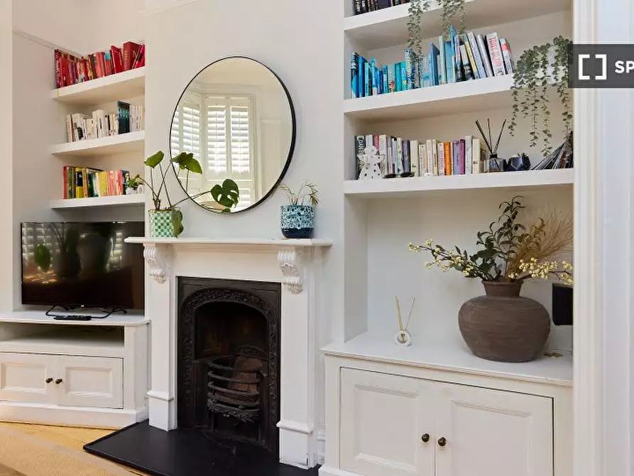 Immagine 18 di Appartamento in affitto  in Charlton Church Lane a Greenwich