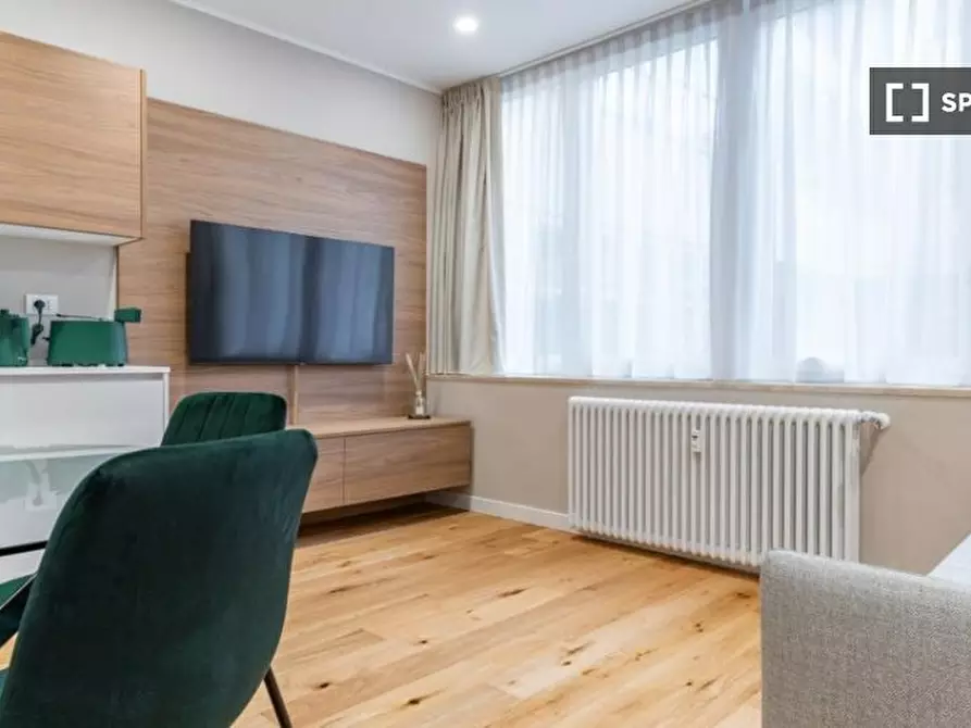 Immagine 4 di Ufficio in affitto  in Via Francesco Daverio a Milano