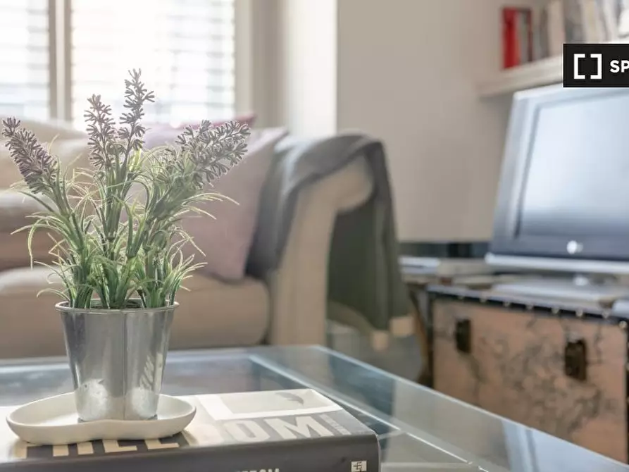 Immagine 6 di Appartamento in affitto  in Queenstown Rd, Battersea, London, UK a Lambeth