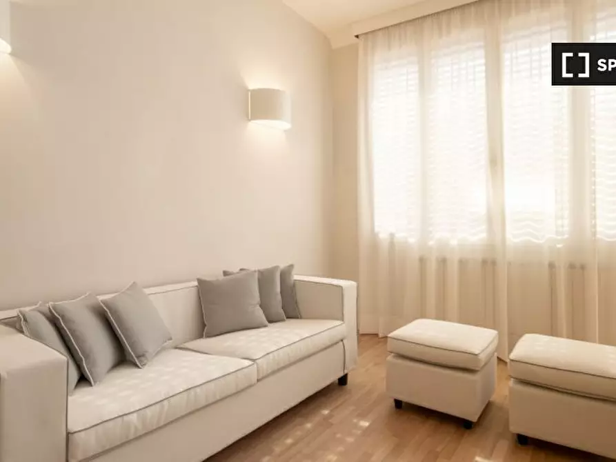 Immagine 11 di Appartamento in affitto  in Via dei Calzaiuoli a Firenze