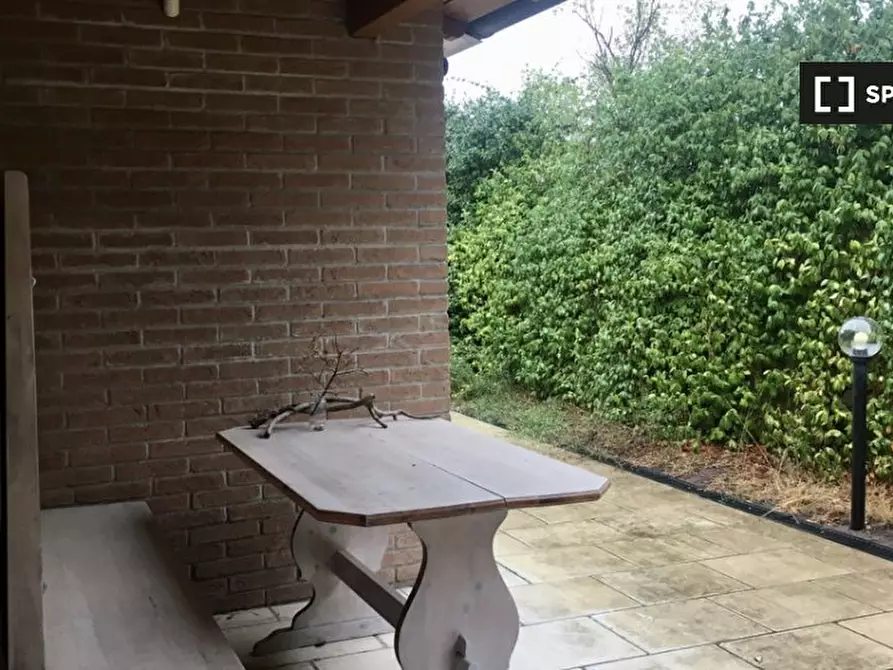 Immagine 9 di Appartamento in affitto  in Via di Tor Pagnotta a Roma