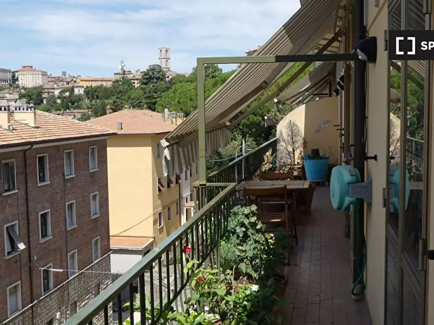 Immagine 8 di Camera condivisa in affitto  in Via Solatia a Perugia