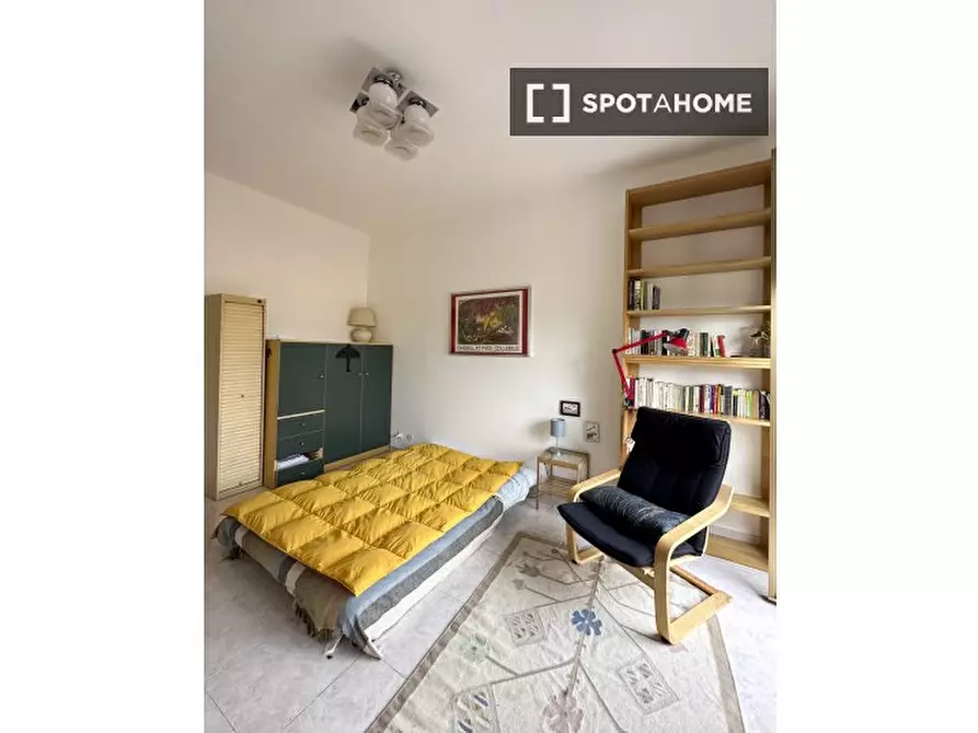 Immagine 3 di Camera condivisa in affitto  in Via dei Salentini a Roma