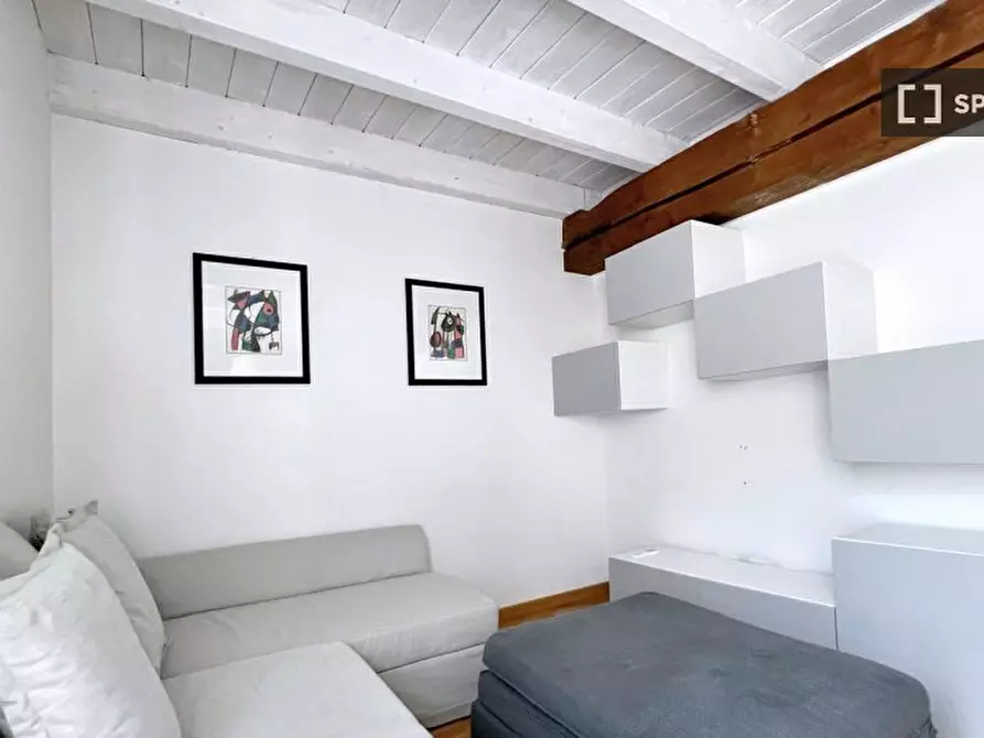 Immagine 1 di Appartamento in affitto  in Via Santo Stefano a Bologna