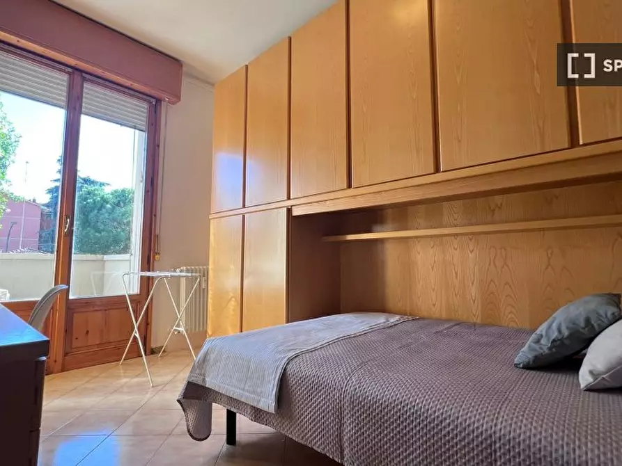 Immagine 2 di Camera condivisa in affitto  in Della Torretta a Bologna