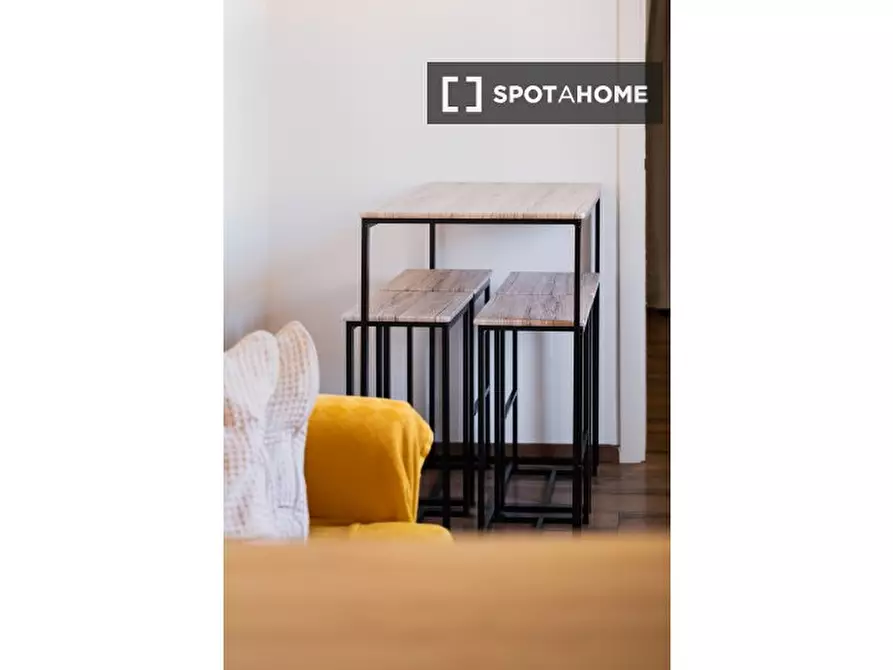 Immagine 12 di Ufficio in affitto  in Via Belvedere a Bologna