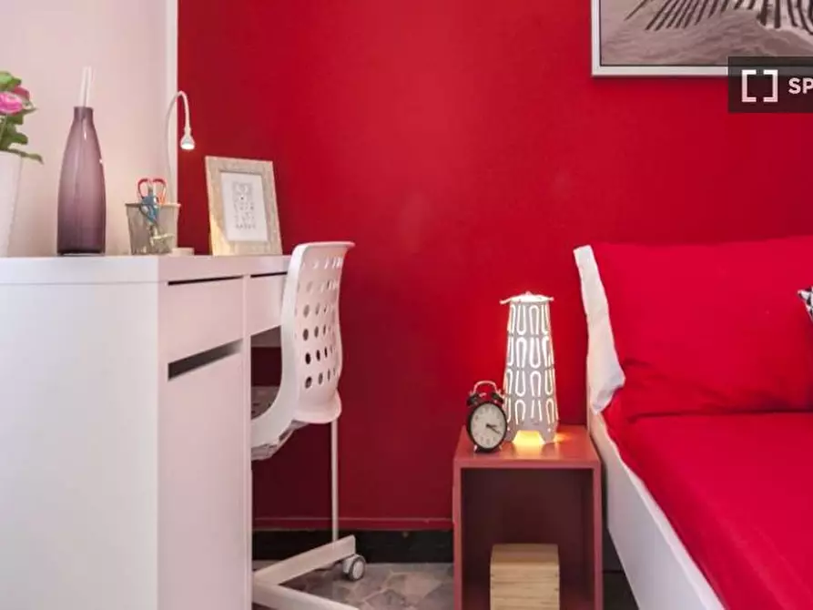 Immagine 3 di Camera condivisa in affitto  in Via Salvatore Barzilai a Milano