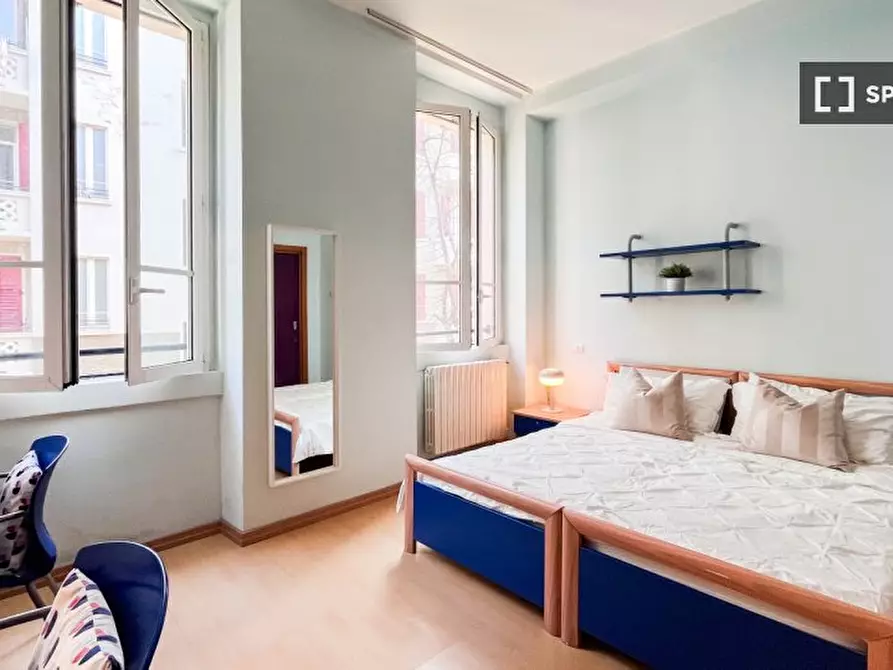 Immagine 2 di Camera condivisa in affitto  in Via Anton Giulio Barrili a Milano