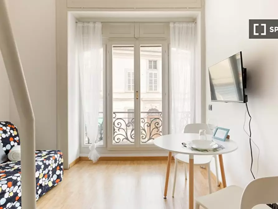 Immagine 11 di Ufficio in affitto  in Corso Magenta a Milano