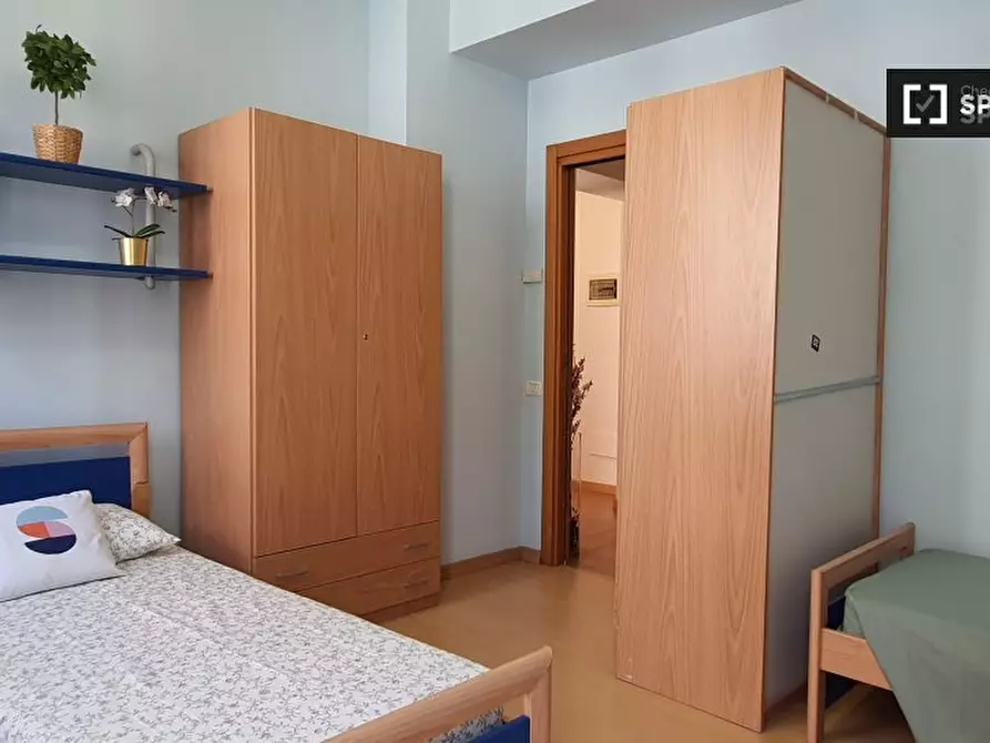 Immagine 5 di Camera condivisa in affitto  in Via Anton Giulio Barrili a Milano