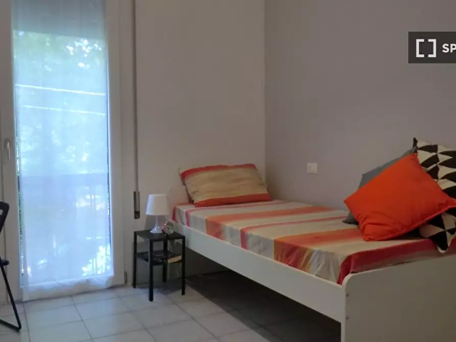 Immagine 2 di Camera condivisa in affitto  in Via Pio X a Padova