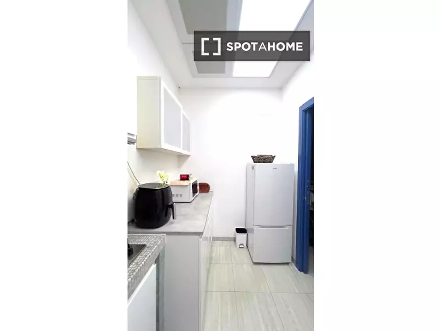 Immagine 11 di Appartamento in affitto  in Via dei Savorelli a Roma