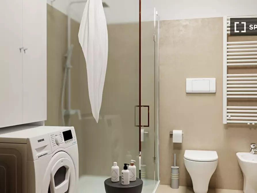 Immagine 5 di Appartamento in affitto  in Via Val di Non a Milano