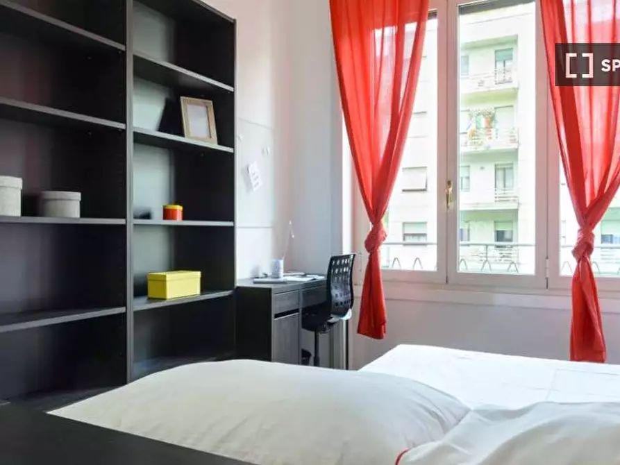 Immagine 5 di Camera condivisa in affitto  in Viale Andrea Doria a Milano