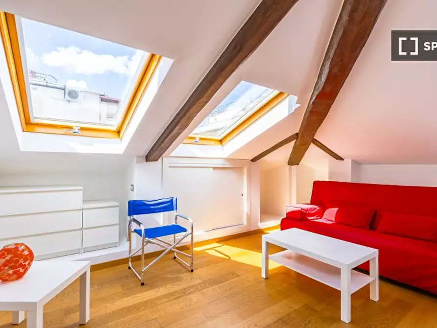 Immagine 1 di Appartamento in affitto  in Via Duomo a Napoli